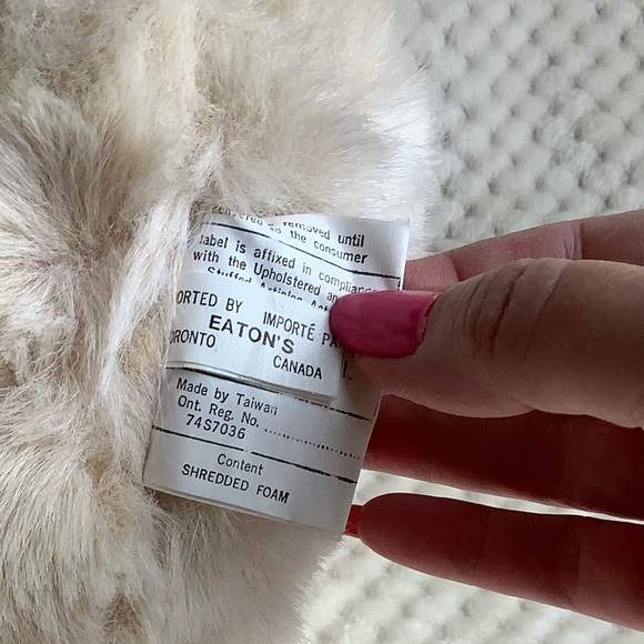 Vintage EATON Plush Dog 13.5 inch Sitting Stuffed Animal Dog w EATON Chest Tag - Picture 13 of 15